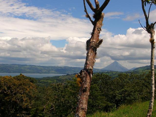 Arenalsee und Vulkan Arenal